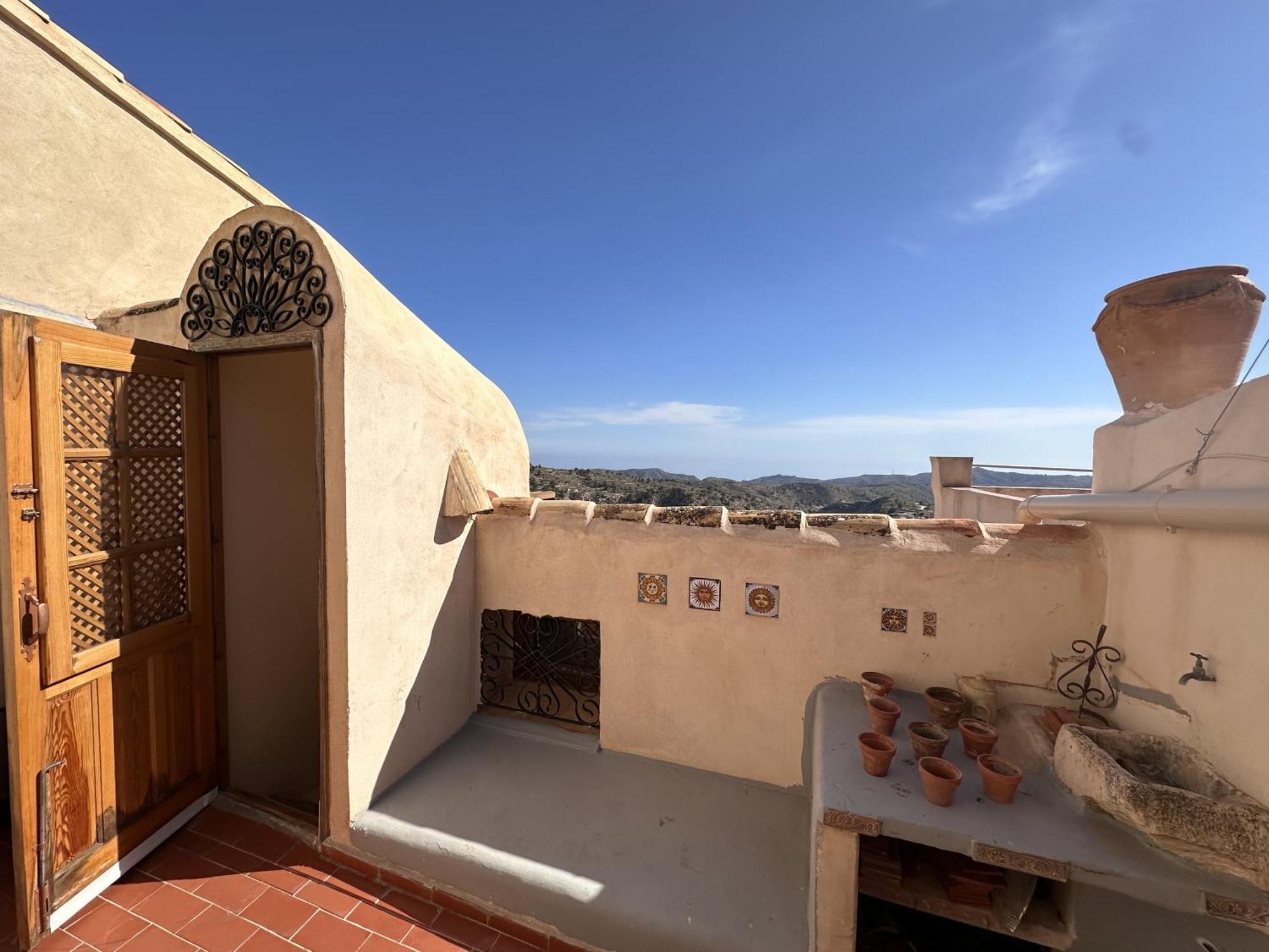 Casa Con Vistas Al Mar Y Patio De Buganvillas Aigues Exterior photo