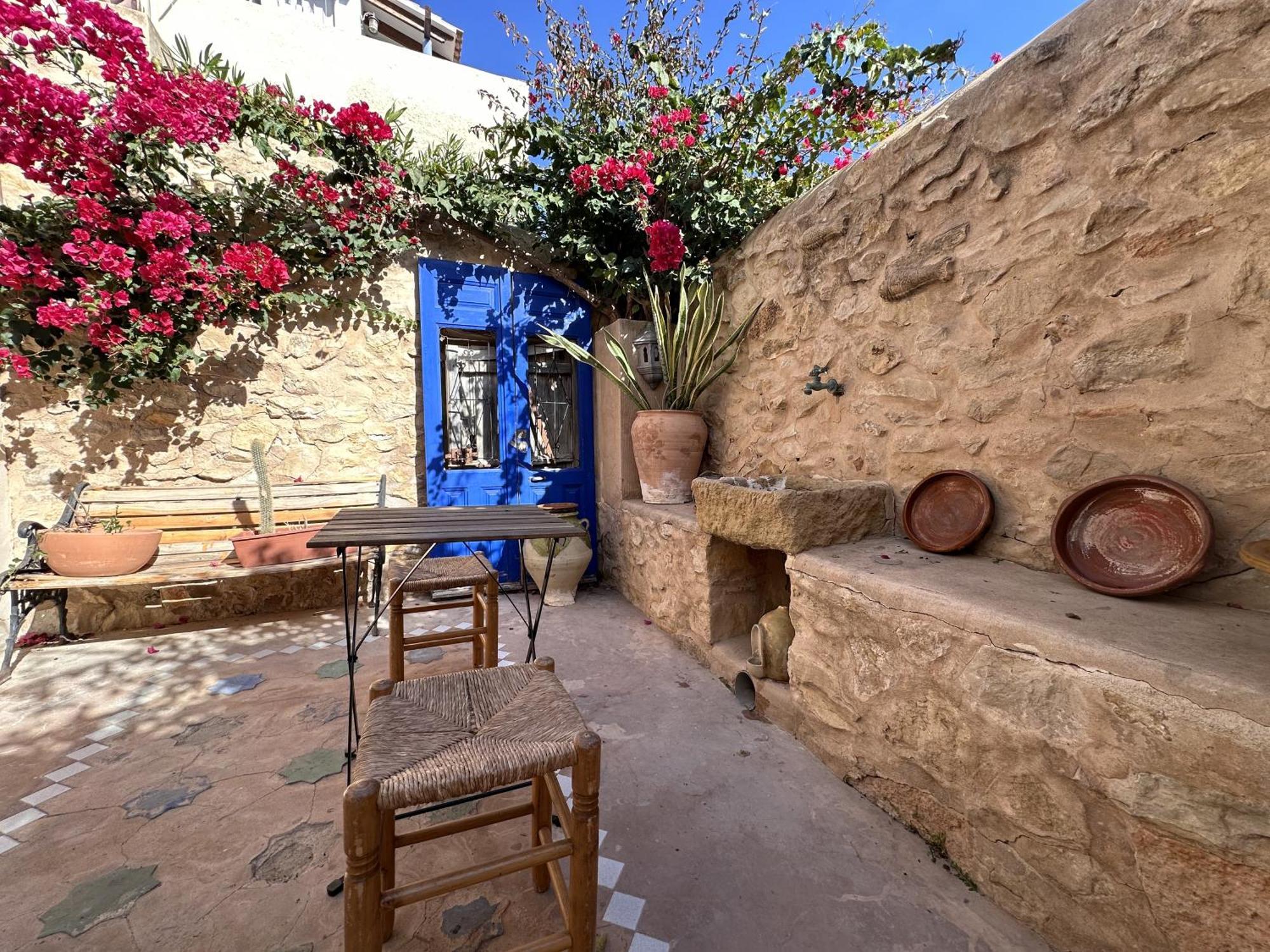 Casa Con Vistas Al Mar Y Patio De Buganvillas Aigues Exterior photo